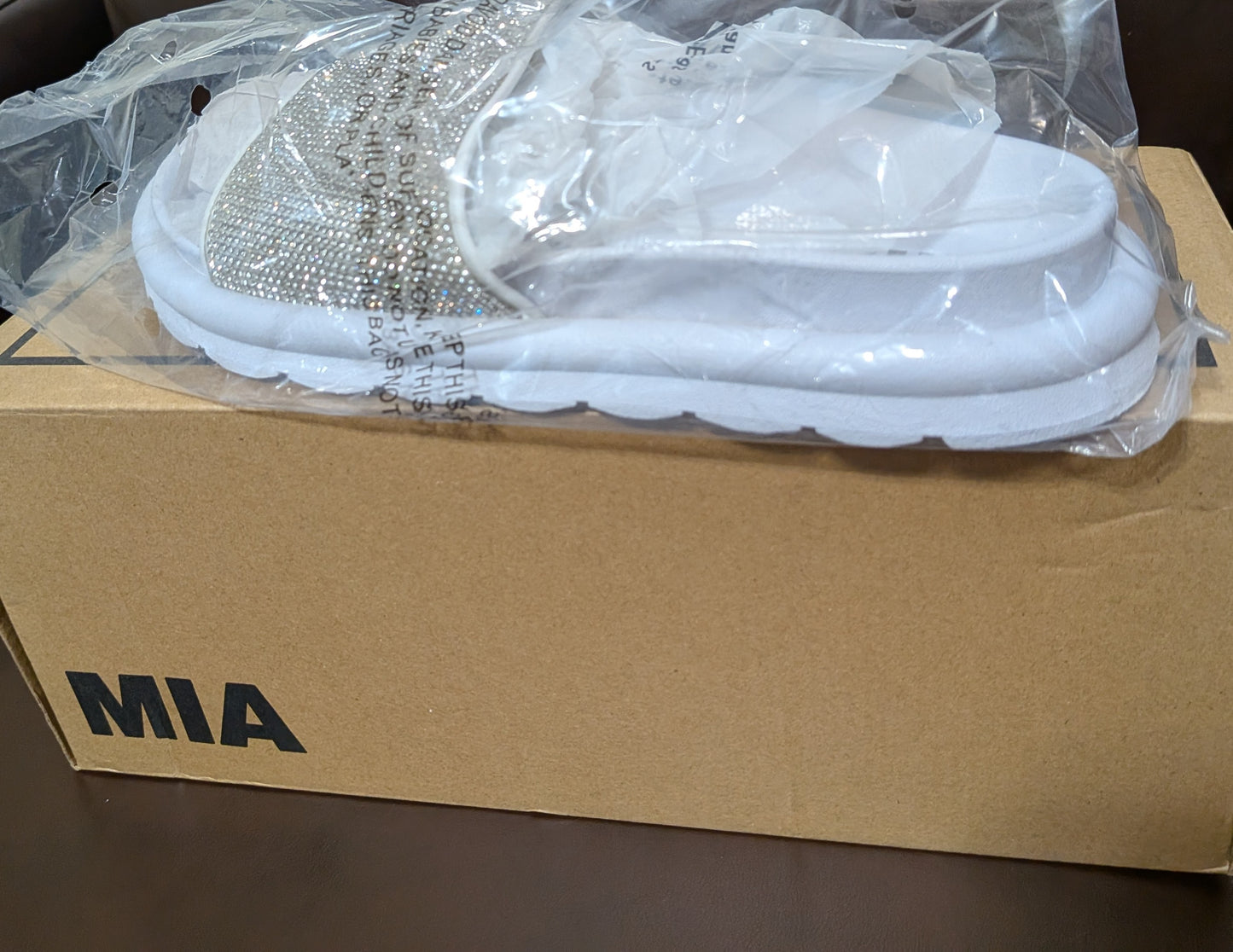 Mia slides rhinestone