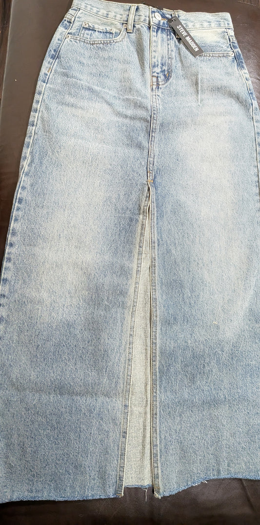 Women's denim long skirt. Steve Madden