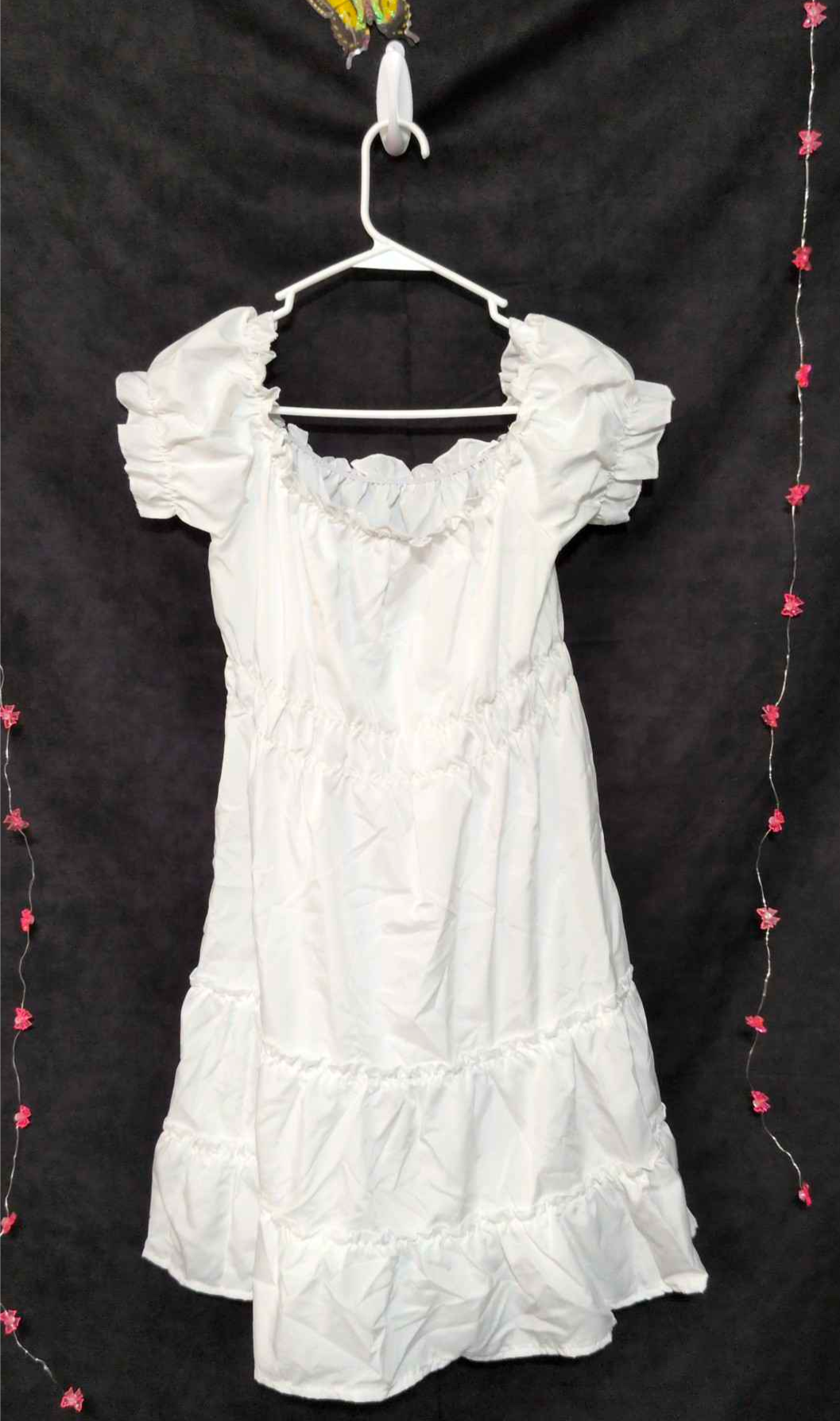 White cute dress!